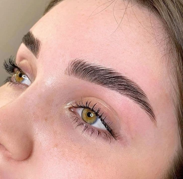 Cejas Definidas: Cómo maquillarlas correctamente